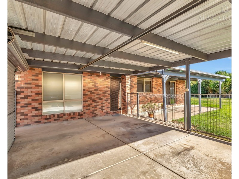 20 Elanora Place, Glenfield Park NSW 2650