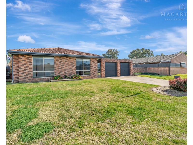 20 Elanora Place, Glenfield Park NSW 2650