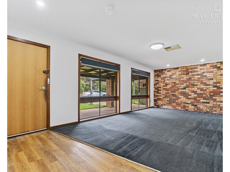 5 Jannali Place, Glenfield Park NSW 2650