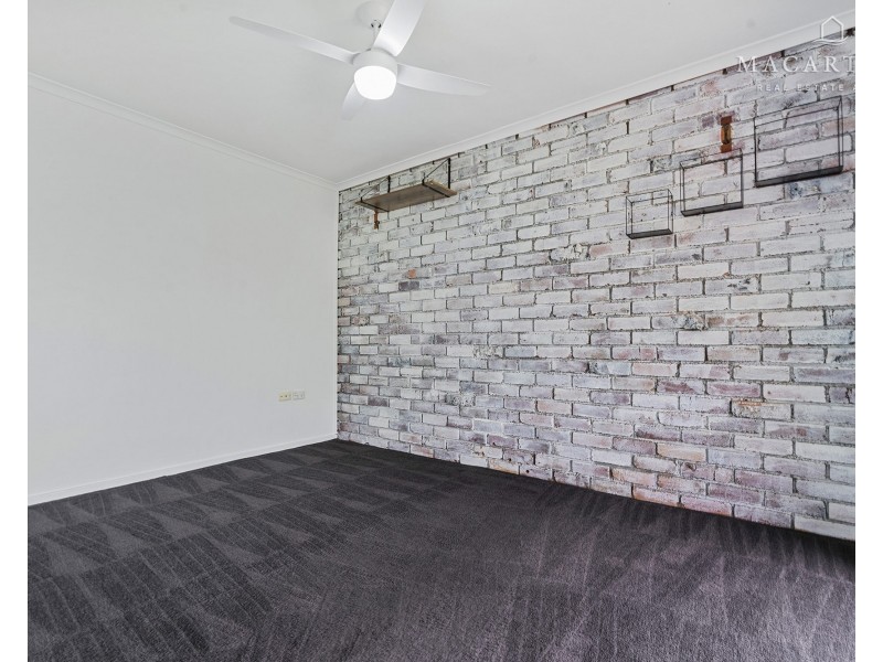 5 Jannali Place, Glenfield Park NSW 2650