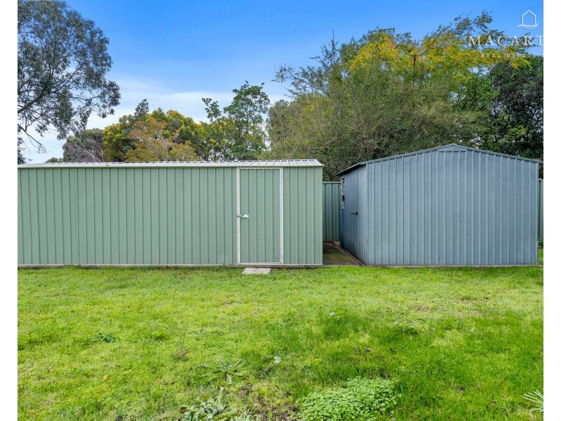 5 Jannali Place, Glenfield Park NSW 2650