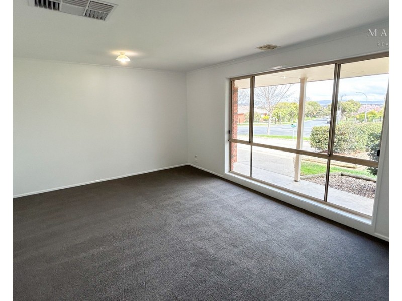 41 Fay Avenue, Kooringal NSW 2650