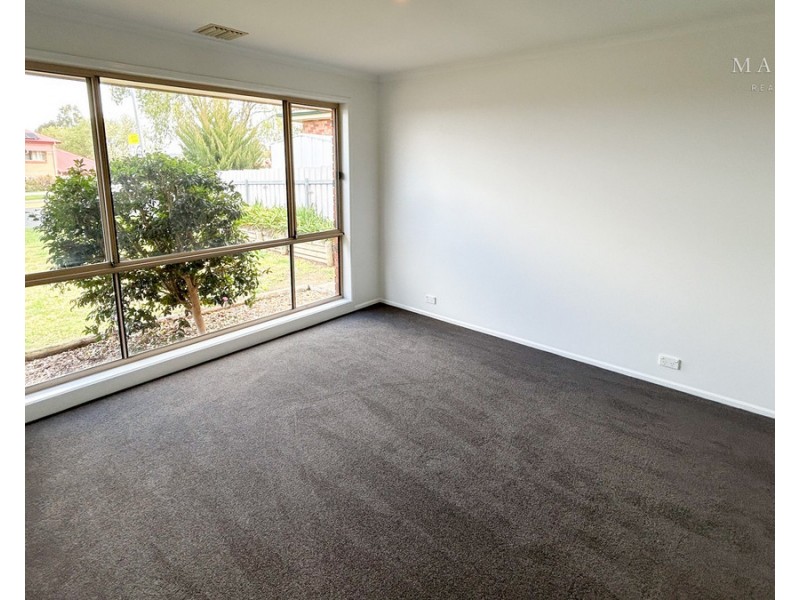 41 Fay Avenue, Kooringal NSW 2650