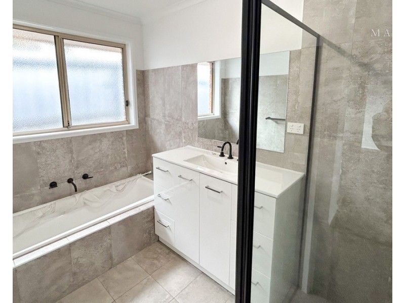 41 Fay Avenue, Kooringal NSW 2650