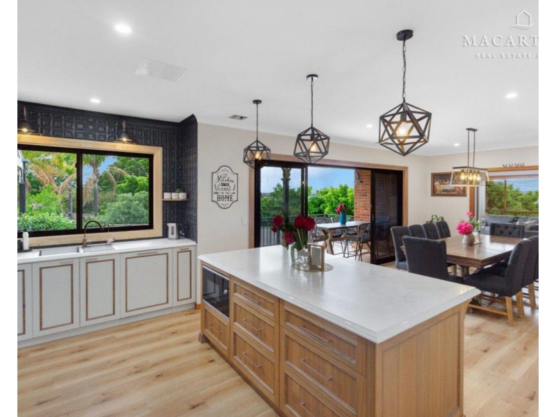 5 Melville Place, Tatton NSW 2650