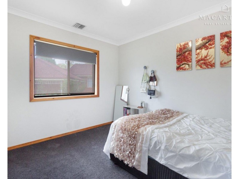 5 Melville Place, Tatton NSW 2650