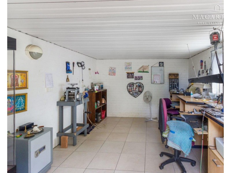 5 Melville Place, Tatton NSW 2650