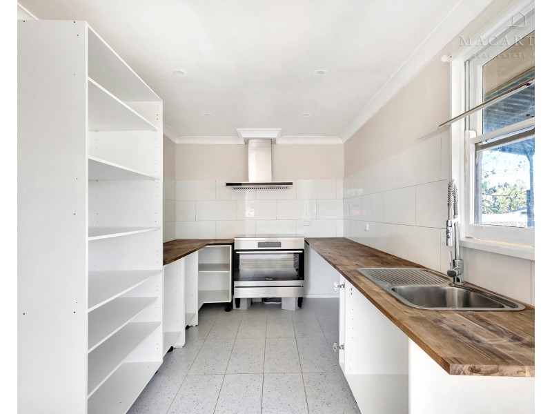 2 Kokoda Street, Ashmont NSW 2650