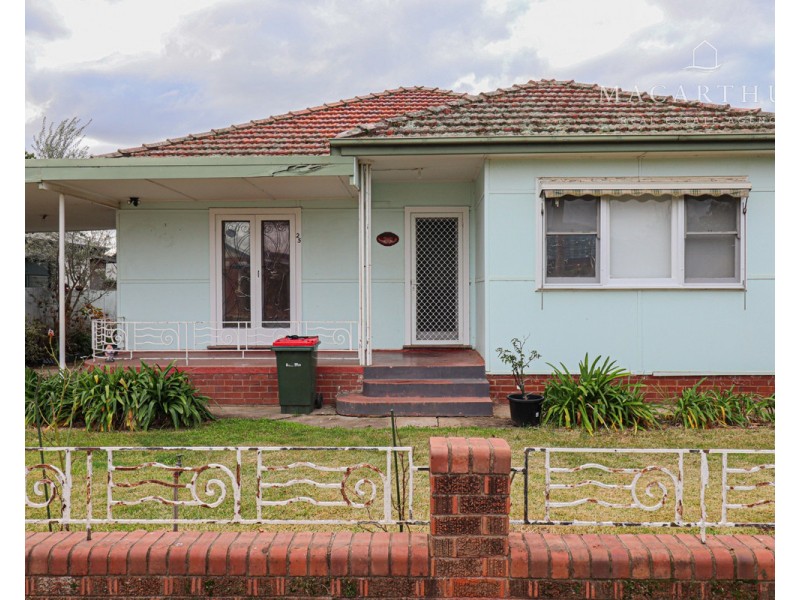 25 Darlow Street, Wagga Wagga NSW 2650