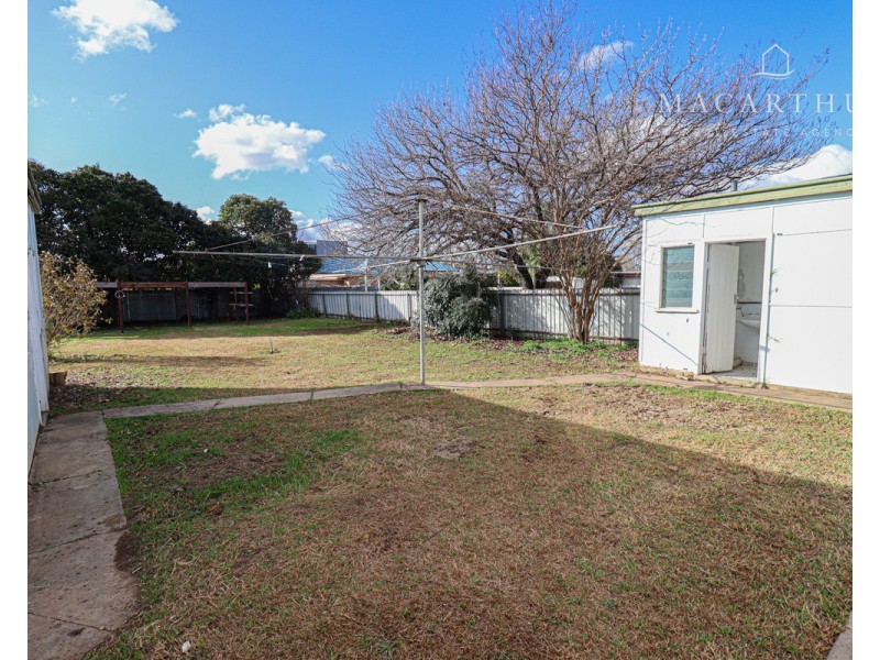 25 Darlow Street, Wagga Wagga NSW 2650