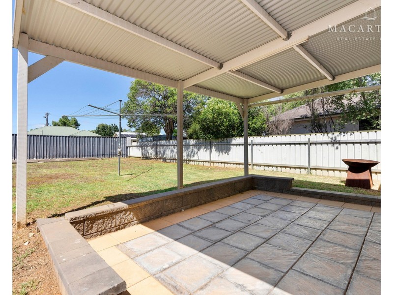 48 Jack Avenue, Mount Austin NSW 2650