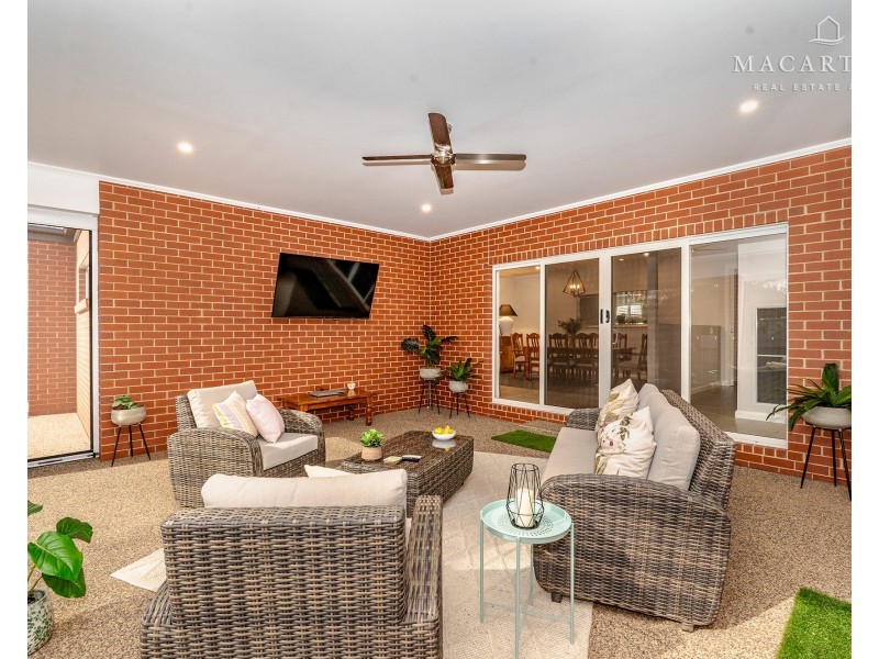 7 Matthews Street, Lockhart NSW 2656