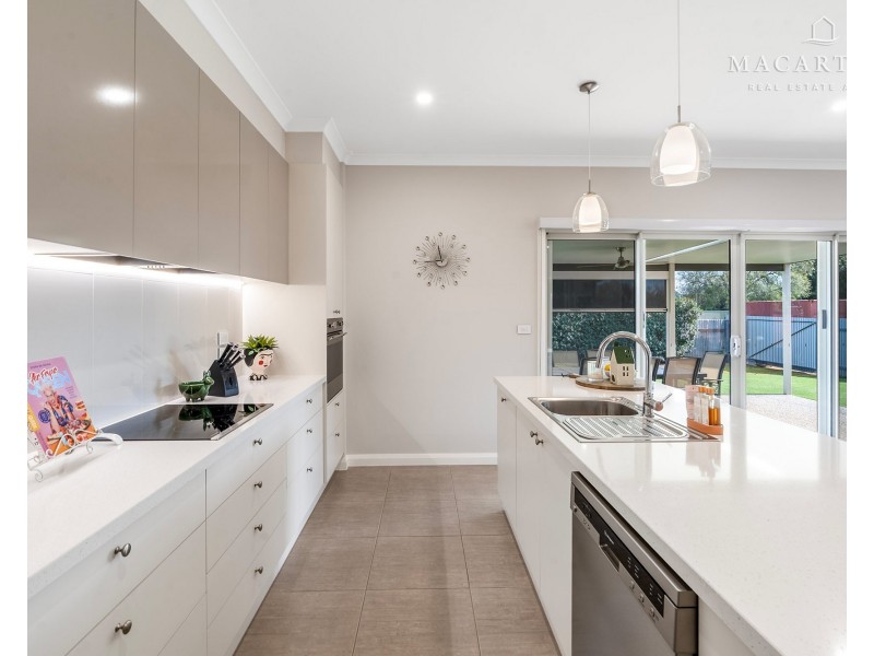 7 Matthews Street, Lockhart NSW 2656