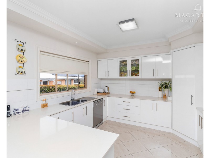 1 Idaho Street, Tolland NSW 2650