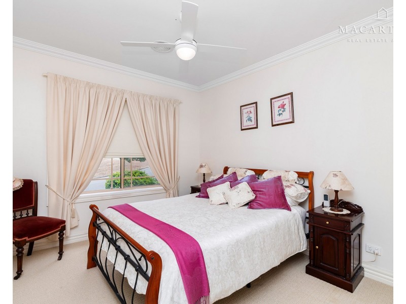 1 Idaho Street, Tolland NSW 2650