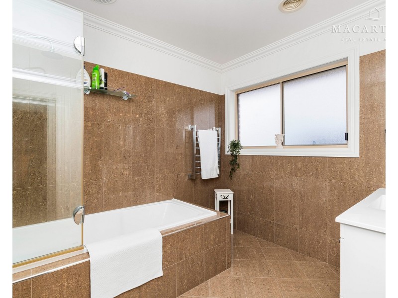 1 Idaho Street, Tolland NSW 2650