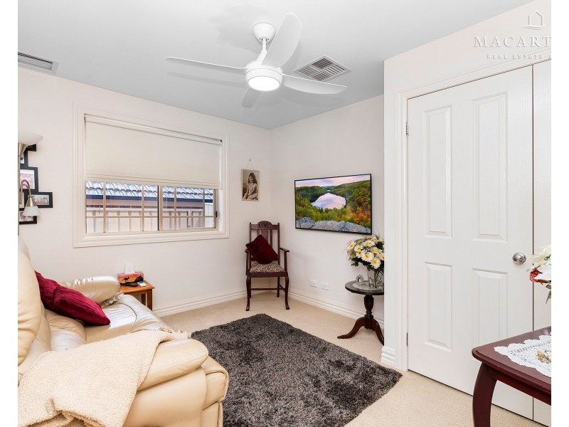 1 Idaho Street, Tolland NSW 2650