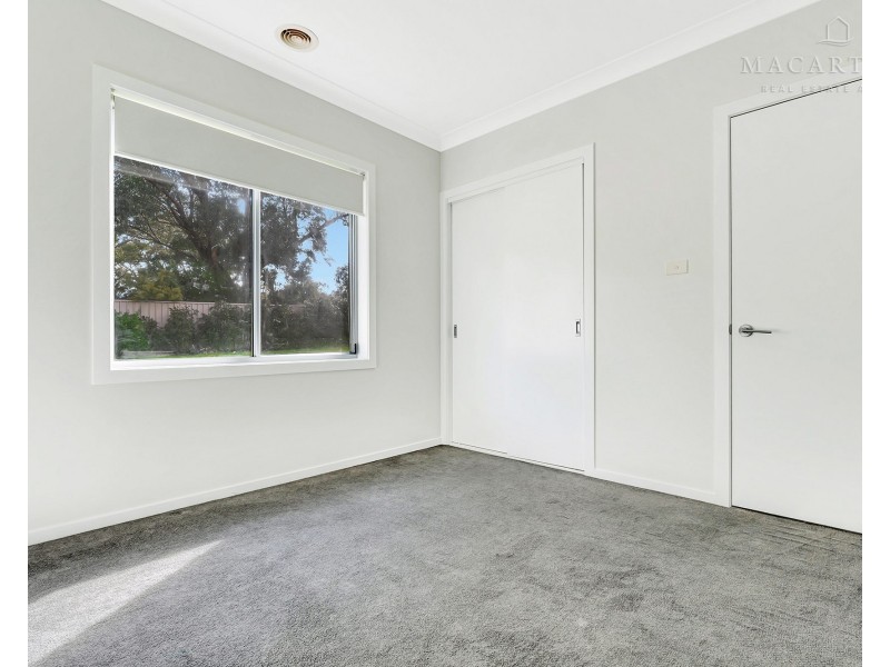 57 Strickland Drive, Boorooma NSW 2650