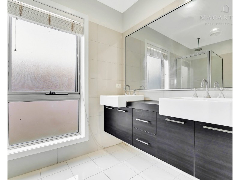 57 Strickland Drive, Boorooma NSW 2650
