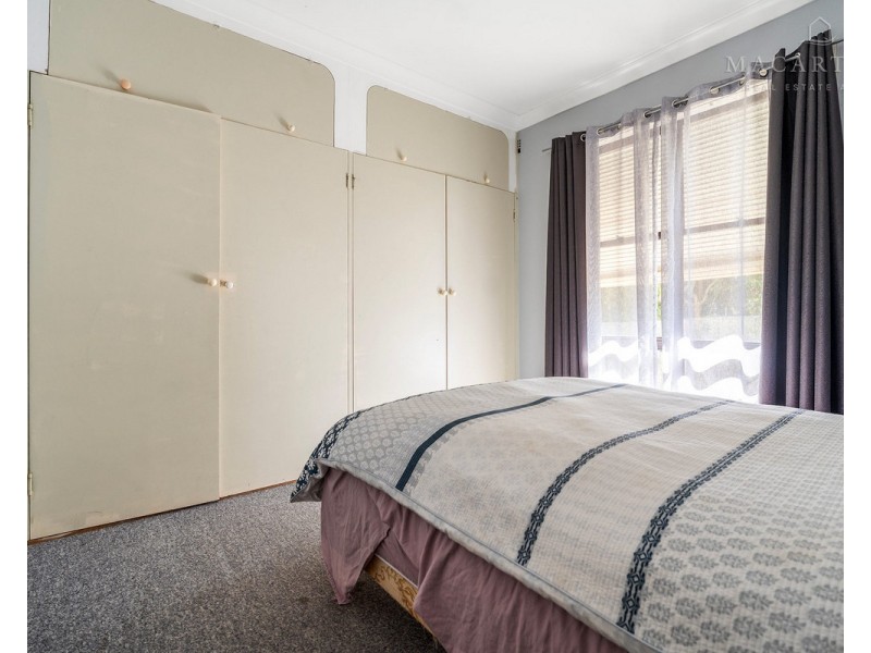 310 Lake Albert Road, Kooringal NSW 2650