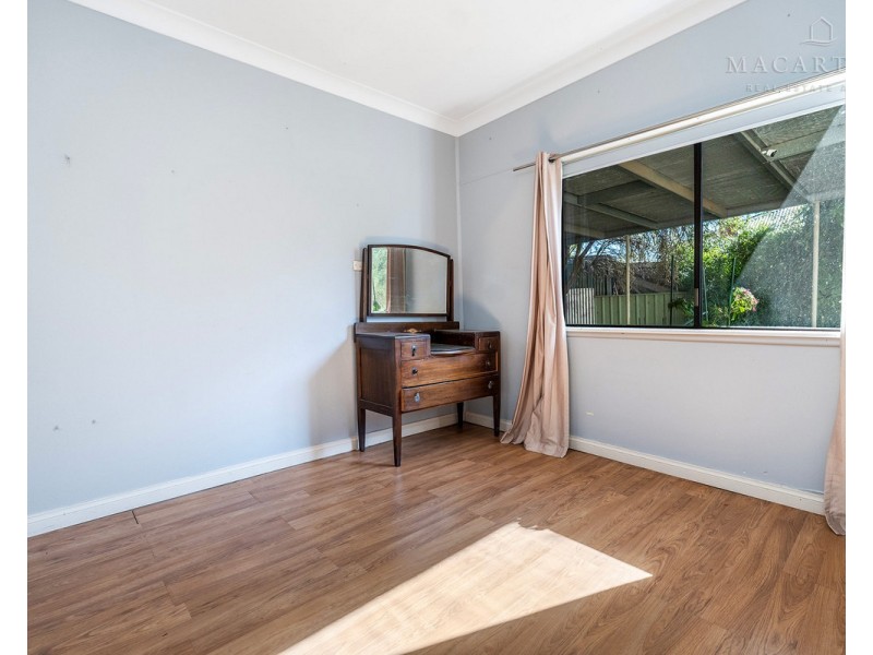 310 Lake Albert Road, Kooringal NSW 2650