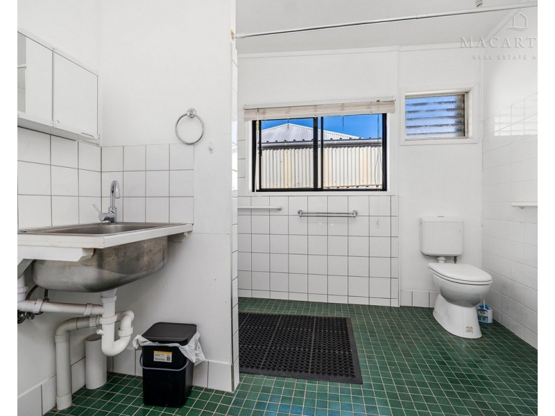 310 Lake Albert Road, Kooringal NSW 2650