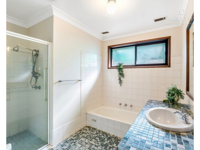 2 Crawford Street, Ashmont NSW 2650