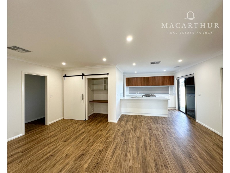 26 Nolan Street, Lloyd NSW 2650