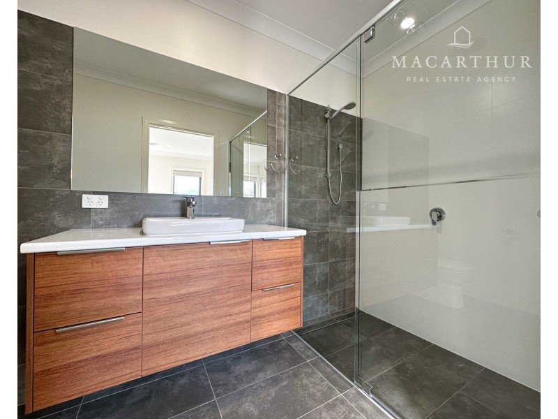 26 Nolan Street, Lloyd NSW 2650