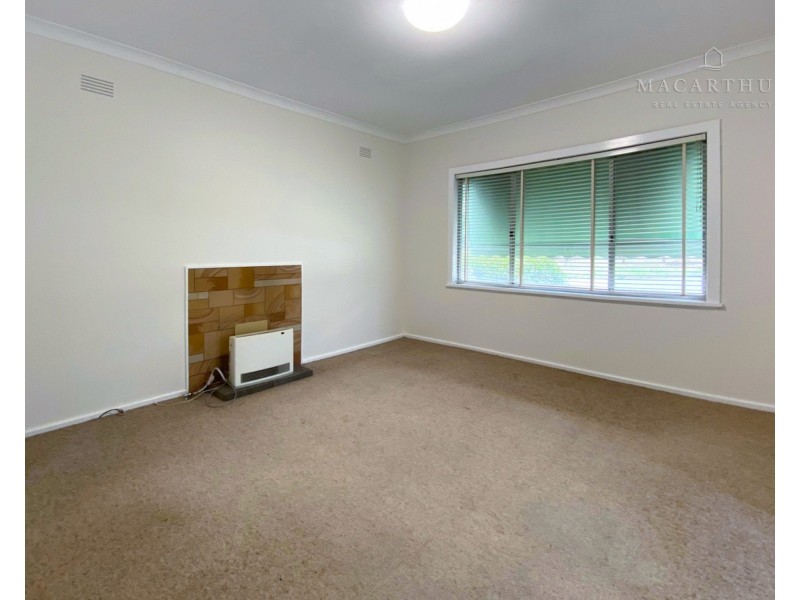 154 Fernleigh Road, Mount Austin NSW 2650