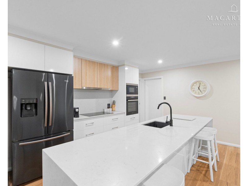 17 Thane Court, Lloyd NSW 2650