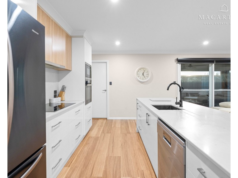 17 Thane Court, Lloyd NSW 2650