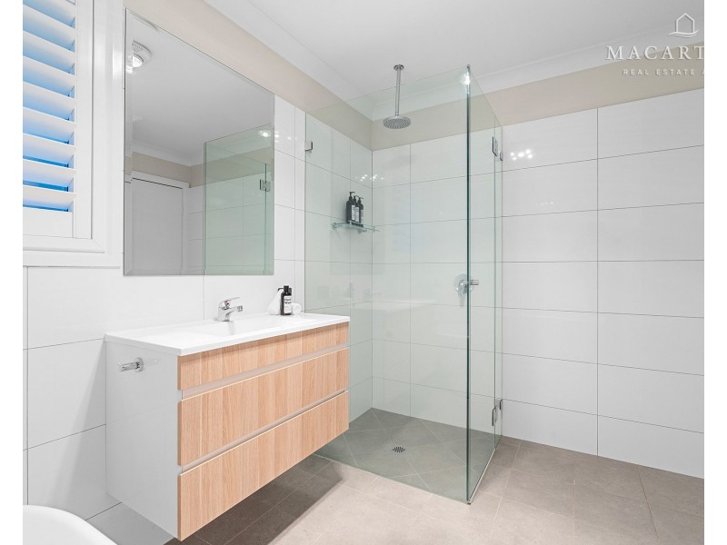 17 Thane Court, Lloyd NSW 2650