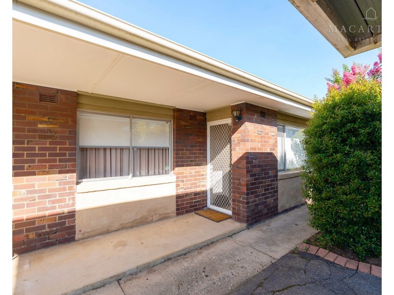 2/10 Higgins Avenue, Wagga Wagga NSW 2650
