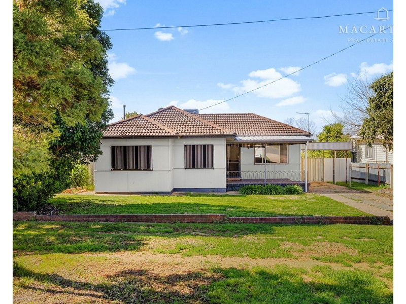 113 Meadow Street, Kooringal NSW 2650