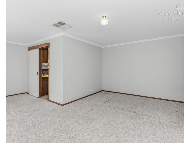 32 Cox Avenue, Forest Hill NSW 2651