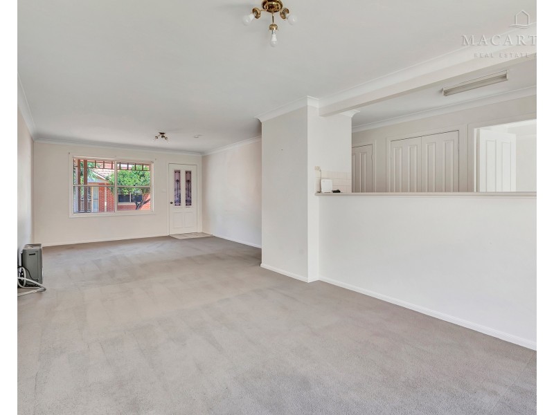 14/11 Crampton Street, Wagga Wagga NSW 2650