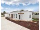 1/24 Monash Crescent, Mount Austin NSW 2650
