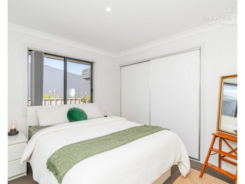 2/138 Bradman Drive, Boorooma NSW 2650