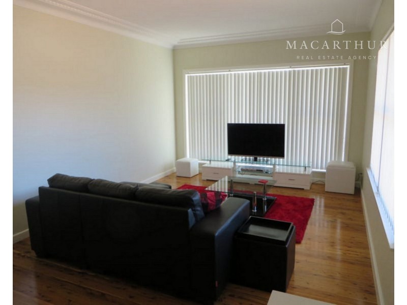 18 Ceduna Street, Mount Austin NSW 2650