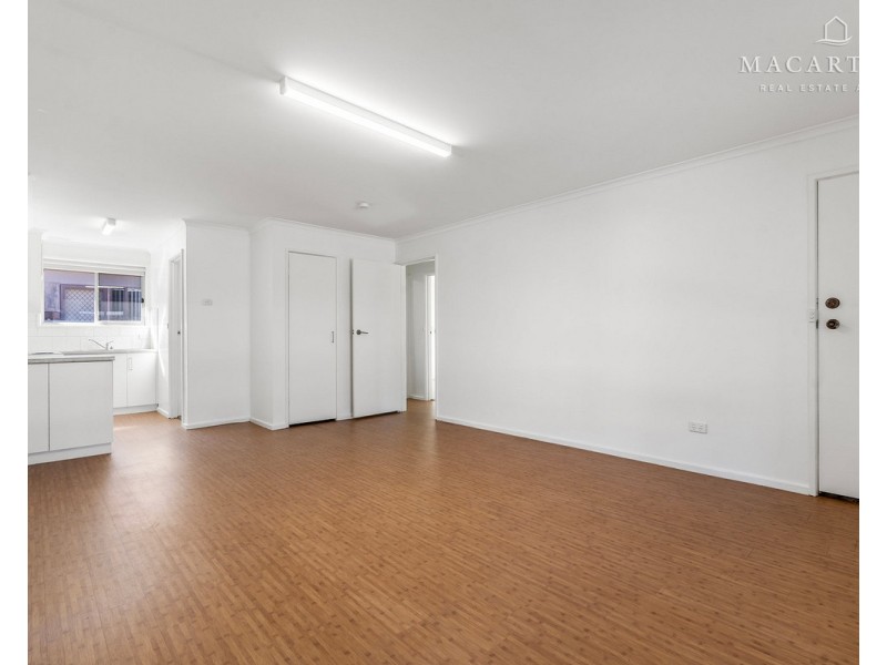 1/31-33 Lampe Avenue, Wagga Wagga NSW 2650