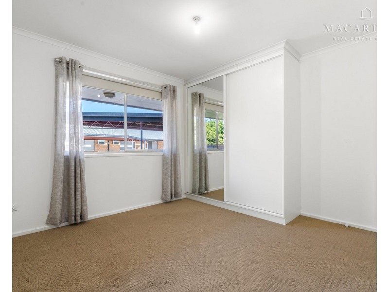1/31-33 Lampe Avenue, Wagga Wagga NSW 2650