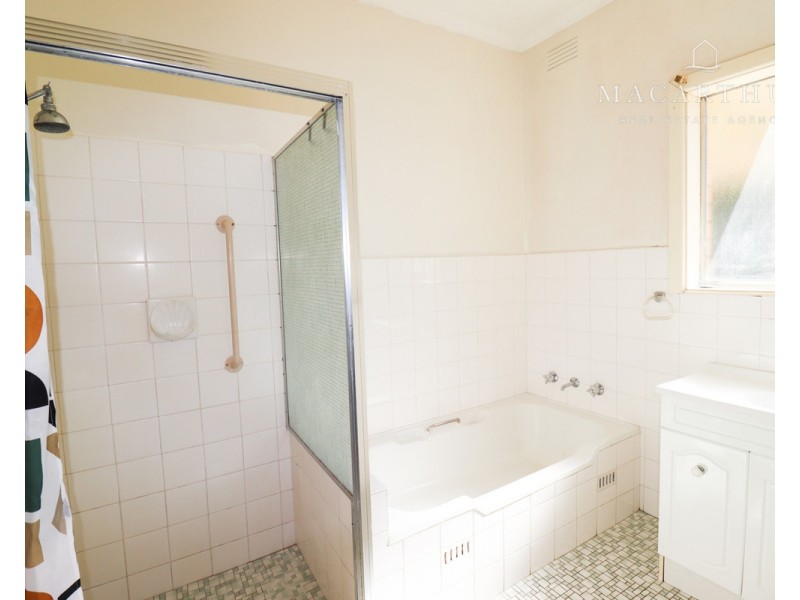 14 Waratah Street, Kooringal NSW 2650