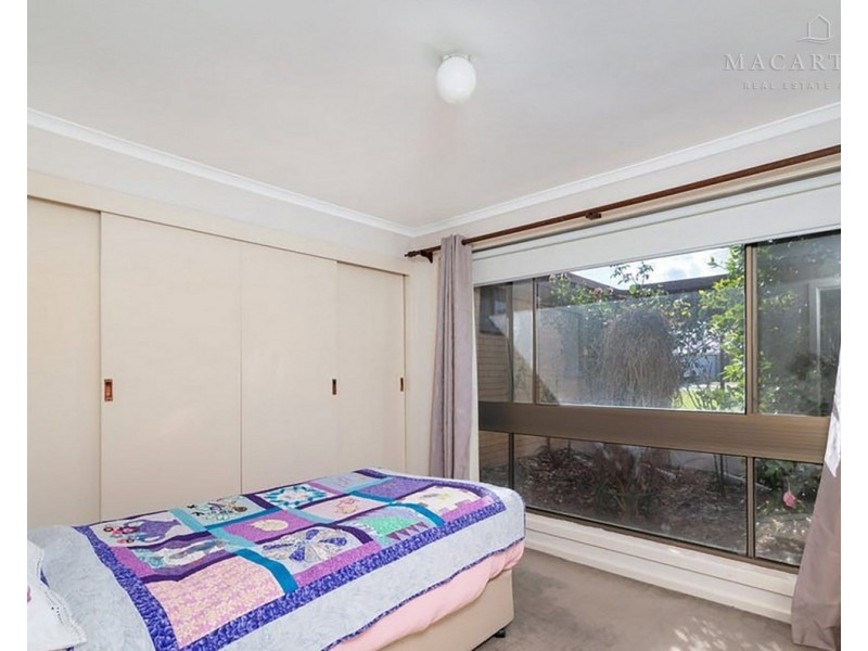 2/66 Inglis Street, Lake Albert NSW 2650