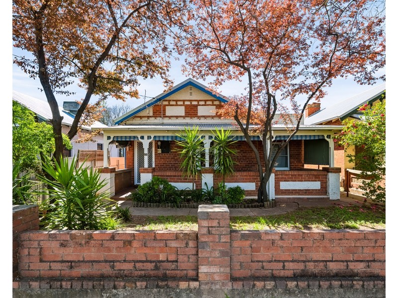 23 Gossett Street, Wagga Wagga NSW 2650