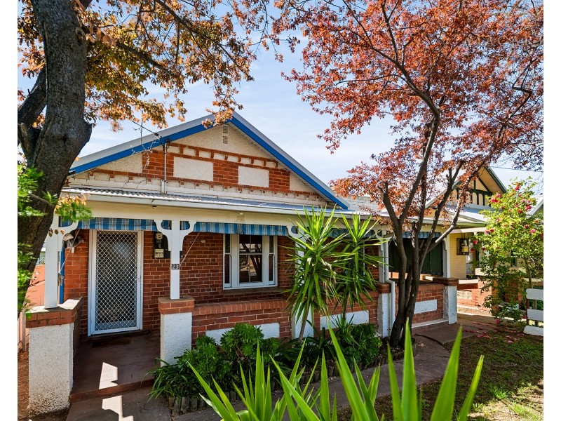 23 Gossett Street, Wagga Wagga NSW 2650