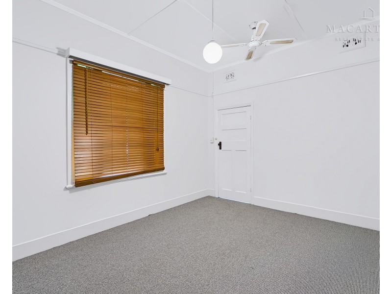 23 Gossett Street, Wagga Wagga NSW 2650