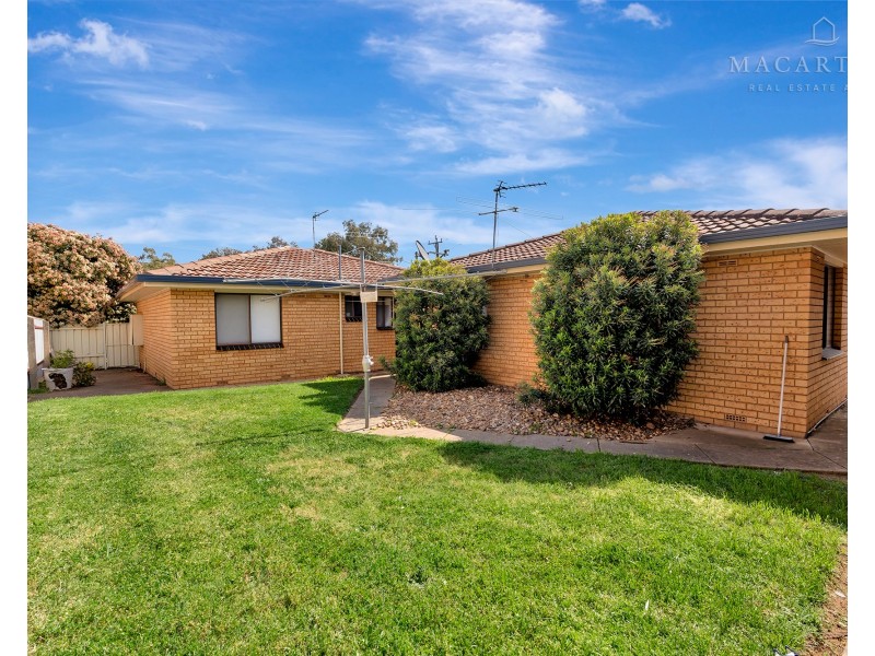 3/17 Nordlingen Drive, Tolland NSW 2650
