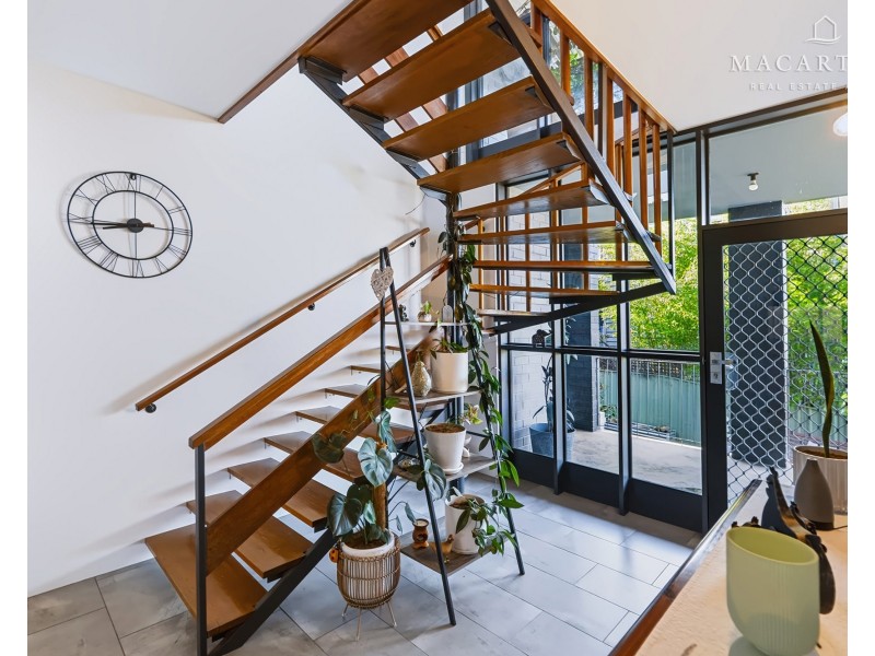 11 Bellevue Parade, Kooringal NSW 2650