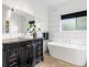 11 Bellevue Parade, Kooringal NSW 2650